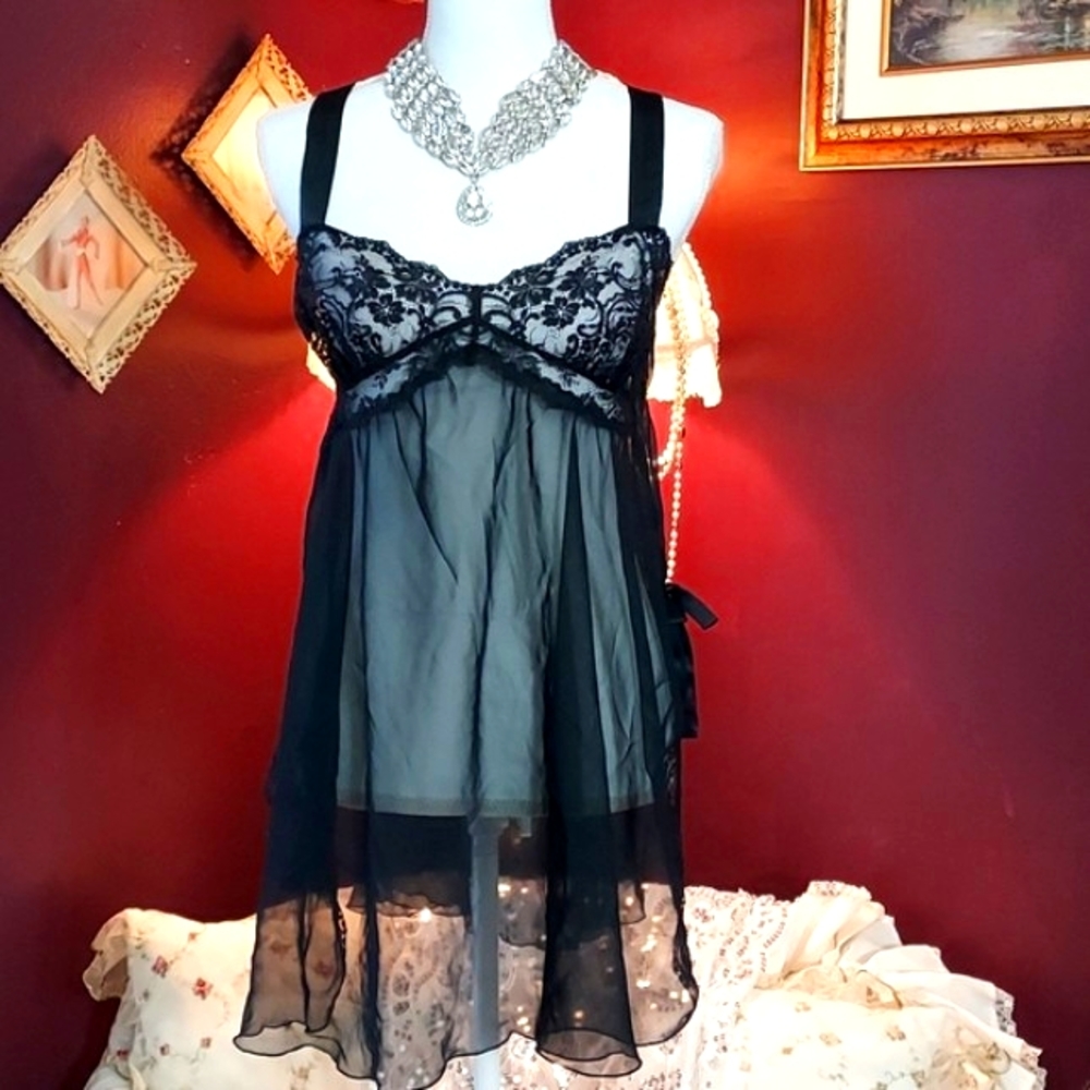 VICTORIA'S SECRET LINGERIE  C329